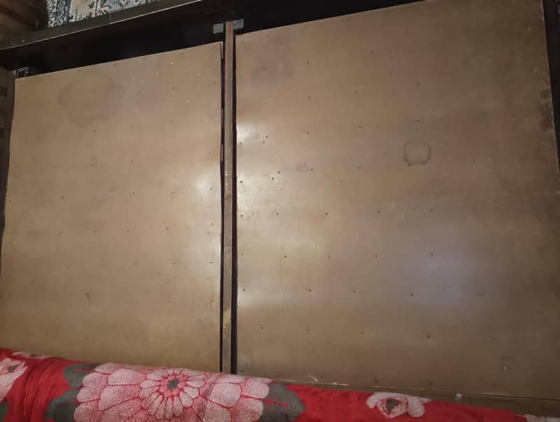 King size bed 4