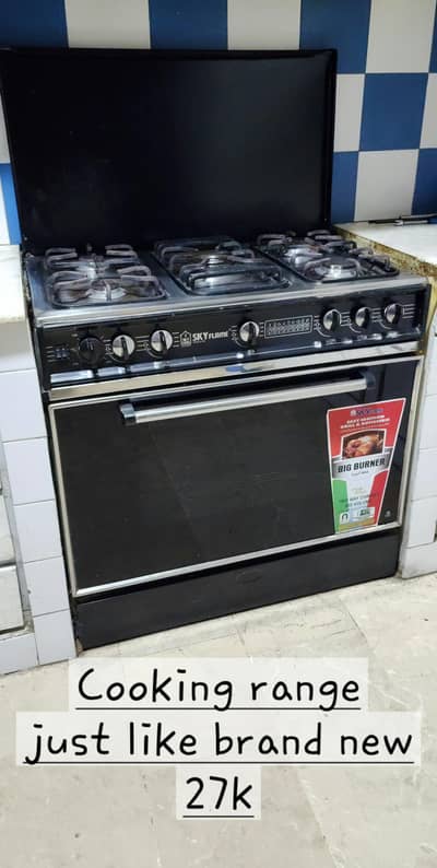 Cooking range just like new