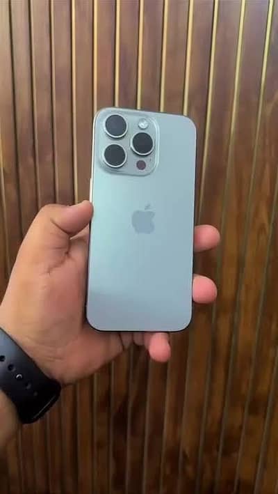 Apple iPhone 15 Pro Max