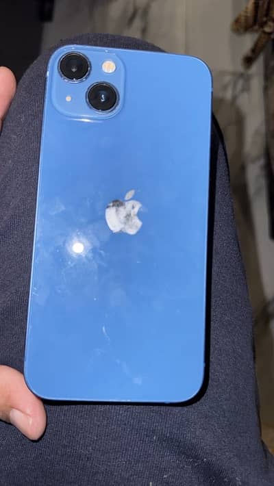 Apple iPhone 13