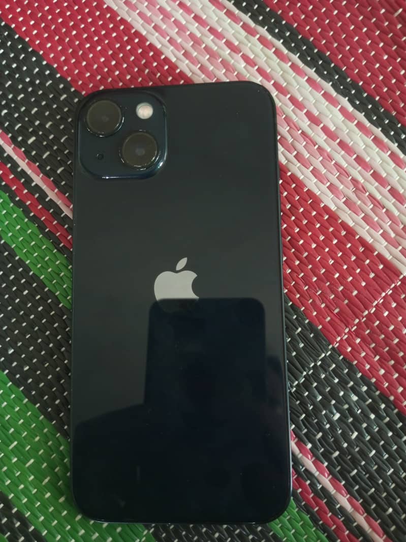 Apple iPhone 13 0