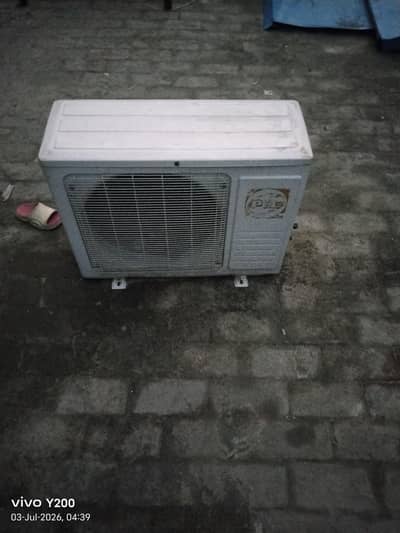 non inverter A. c for sale working condition chill colling