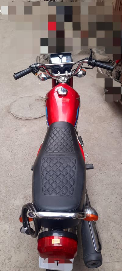 Honda CG125 for sale red 2024 model lush conditions