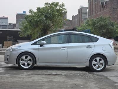 Antique piece Prius. . . . 11/15 model