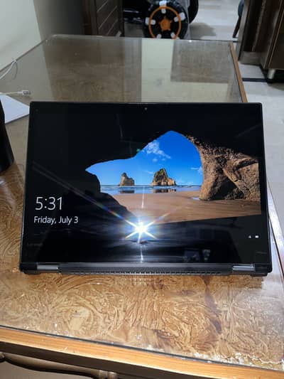 Lenovo yoga core i5.8 gen