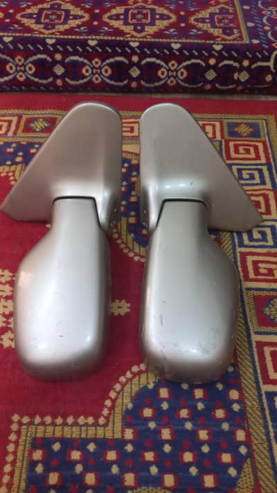 Suzuki Alto Retrecatable Side Mirror.