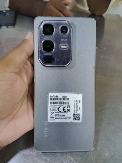Infinix note 50 8gb ram 256gb room
