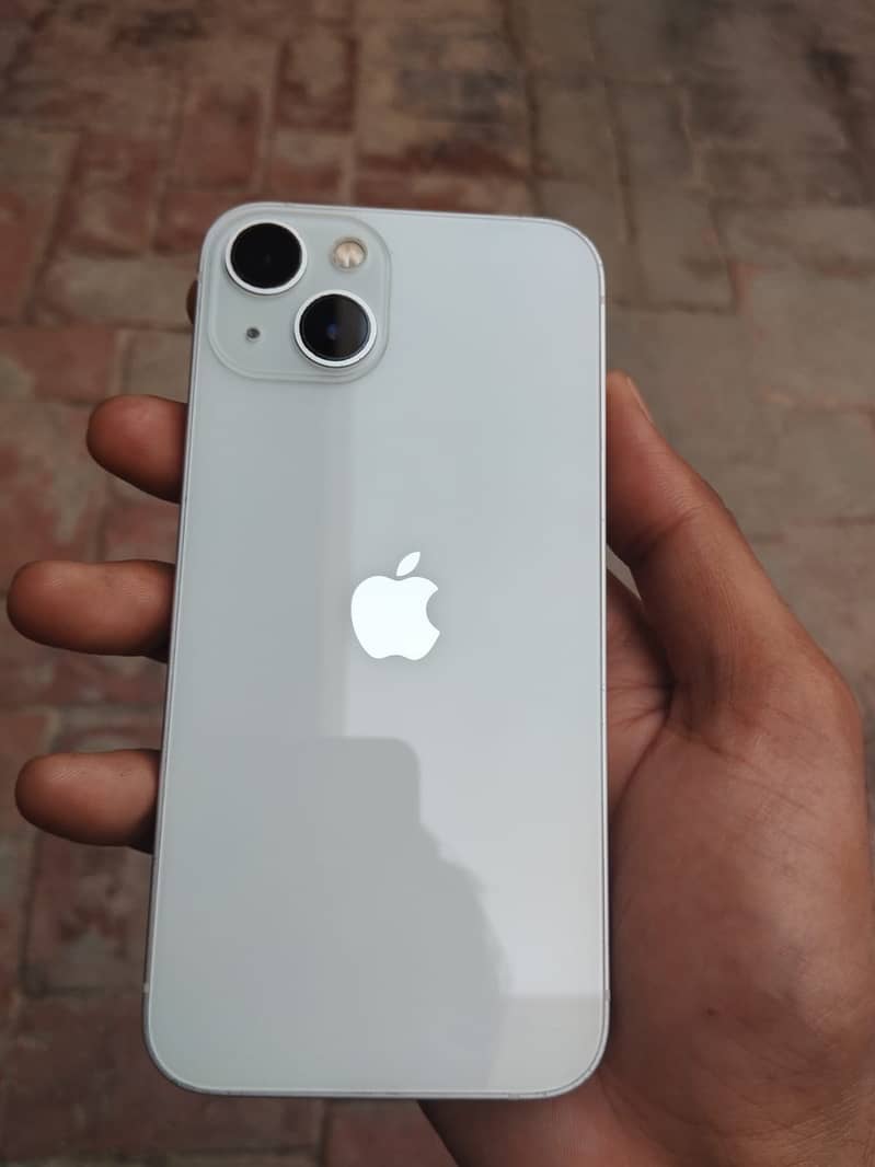 Apple iPhone 13 1