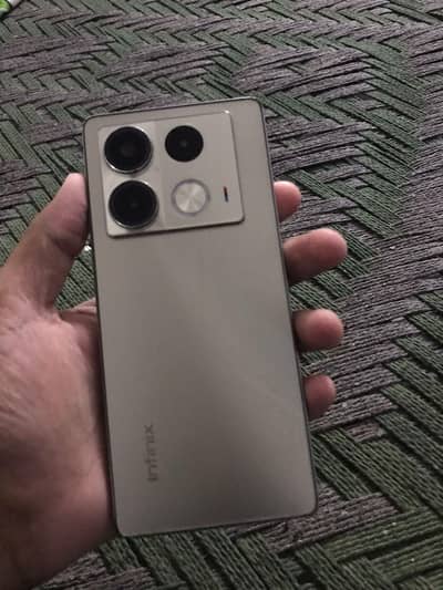 Infinix Note 40