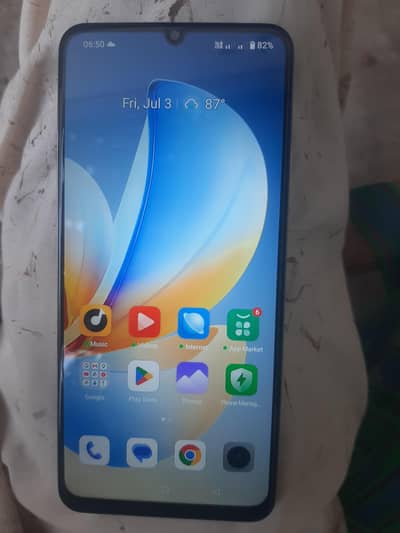 i'm selling my Realme note 70 in lush condition with 3 months warranty