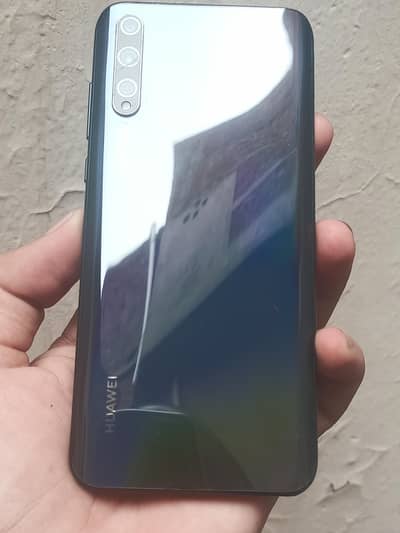 Huawei Y8p