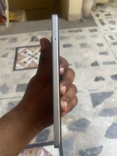 Tecno spark go 2 4/64