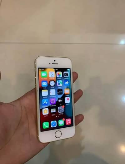 Apple iPhone SE