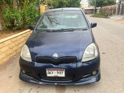 Toyota Vitz 2001