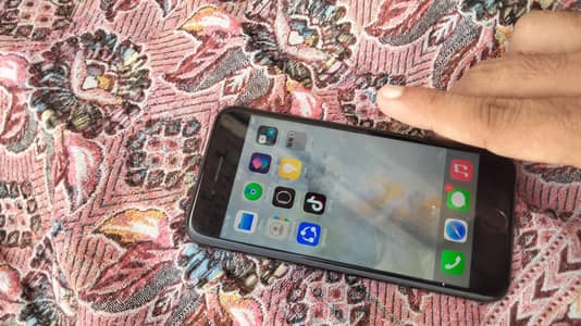 Apple iPhone 7