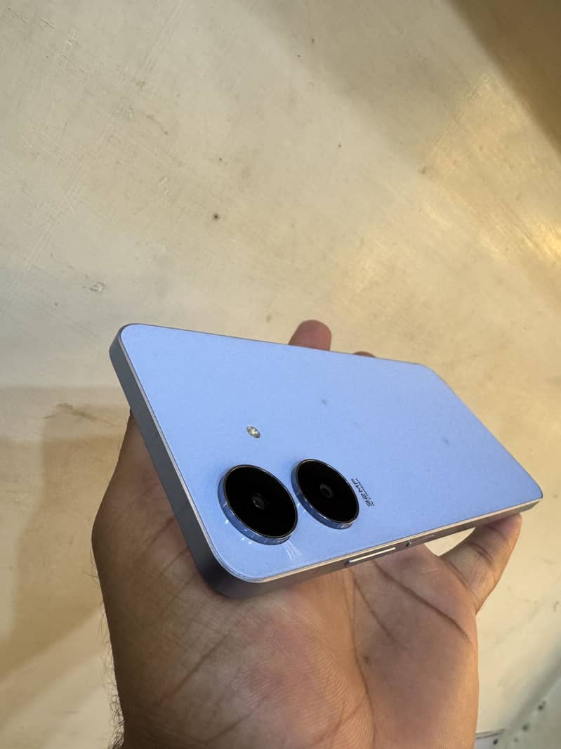 Realme Note 60 1