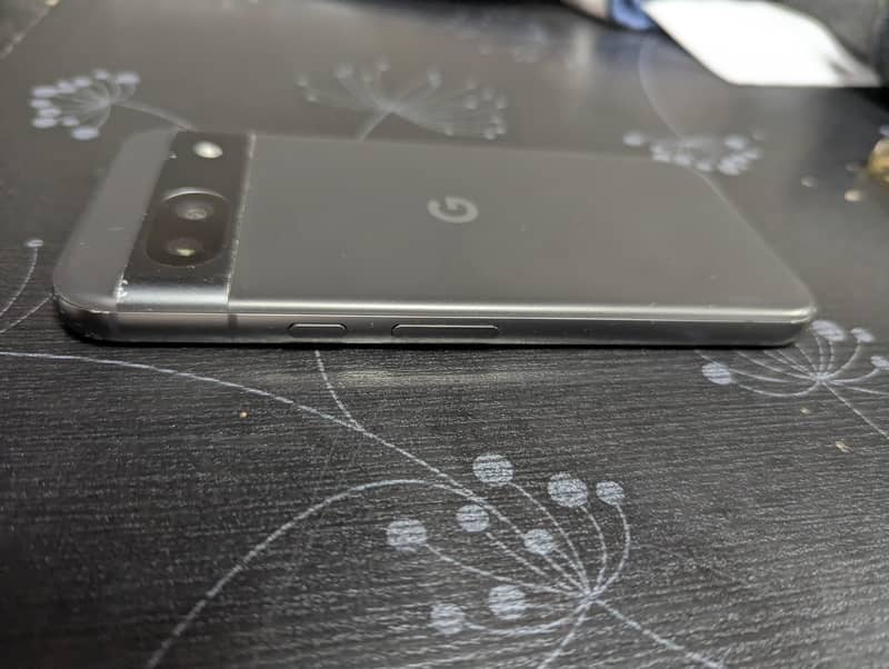 Google pixel 8A 7