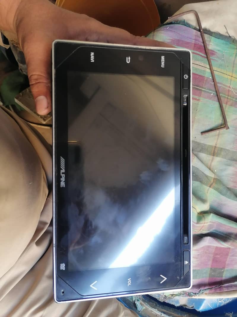 lcd alpine 2