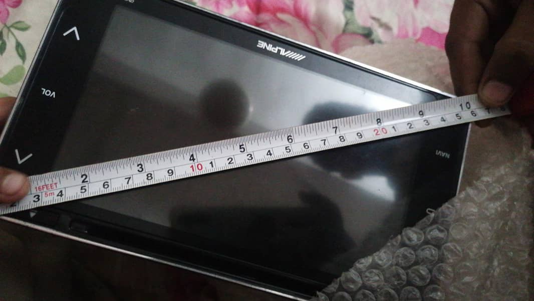 lcd alpine 4