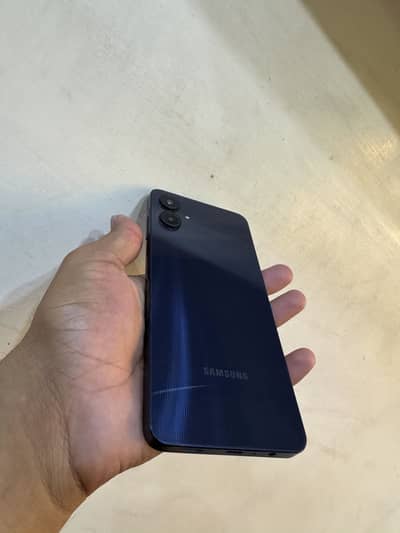 Samsung Mobile A06