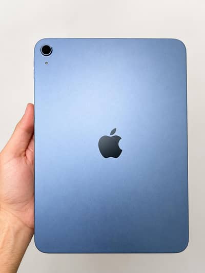 iPad A16 11 Gen with Box & Accessories