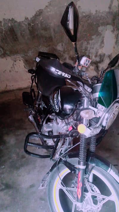 | Suzuki | GS 150 | Model 2021 | Condition 10/10 |