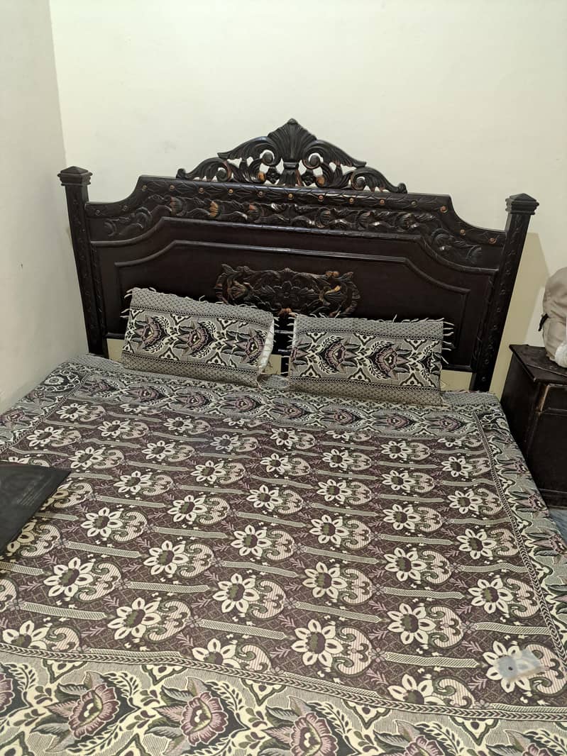 BED. . 0