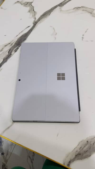Microsoft Surface pro 7 i7-10th gen