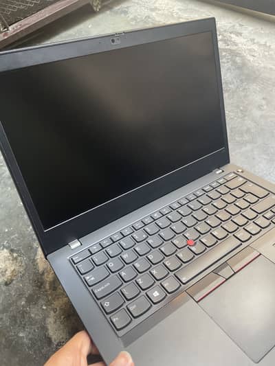 Lenovo Thinkpad core i5 Vpro 10TH Gen 10 by 10 condition finger sensor