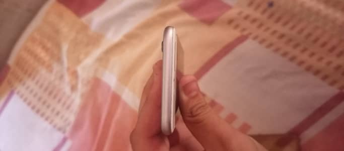 Apple iPhone 6