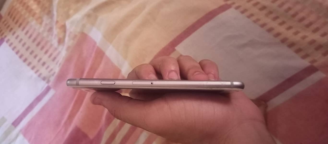Apple iPhone 6 1