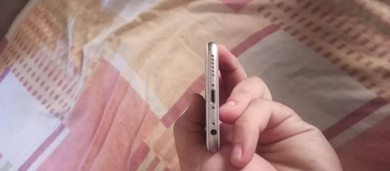 Apple iPhone 6 2