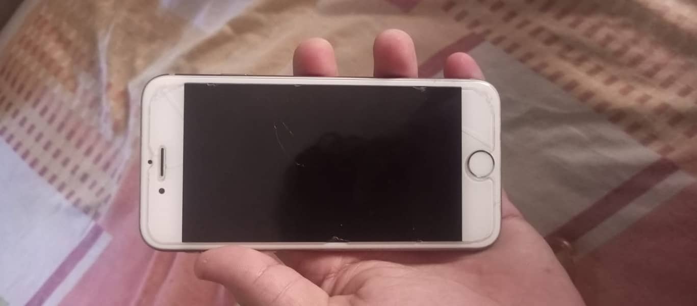 Apple iPhone 6 3