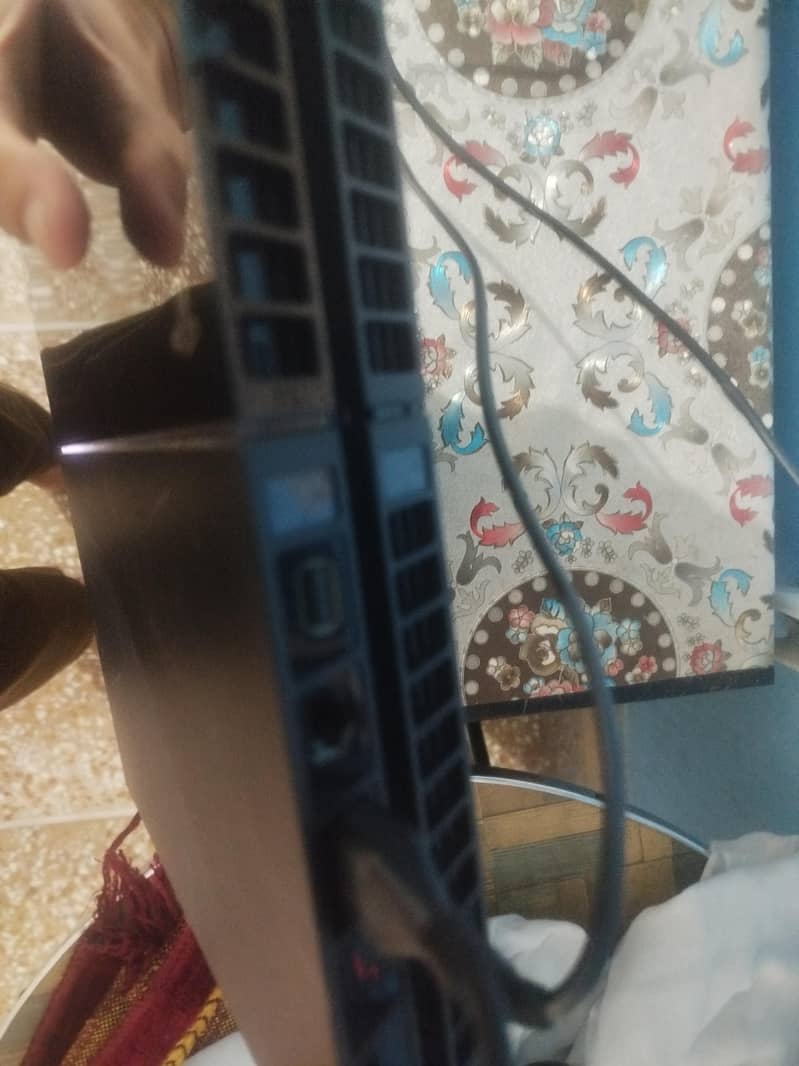 Play station 4 4
