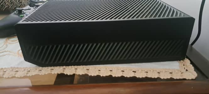 X BOX ONE (one TB edition)