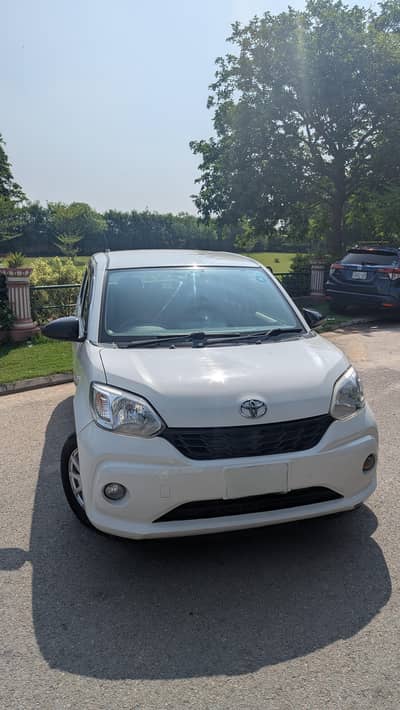 Toyota Passo 2016