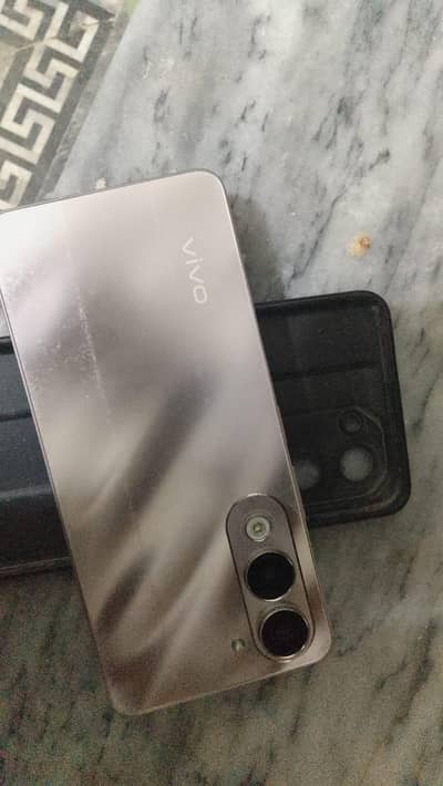 Vivo Y04