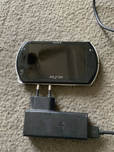 PSP Sony play station portable go