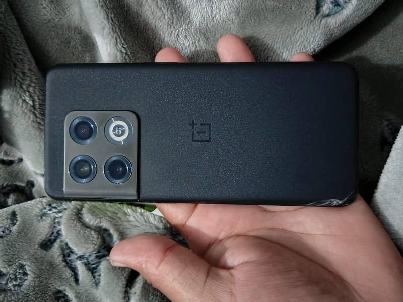One Plus 10 Pro 0