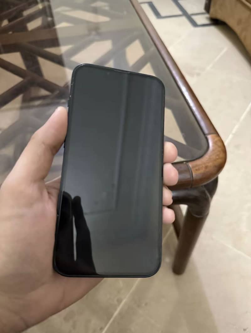 IPhone 13 1