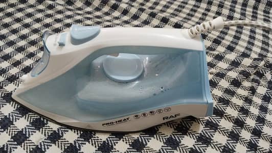 RAF steem iron R. 1116L