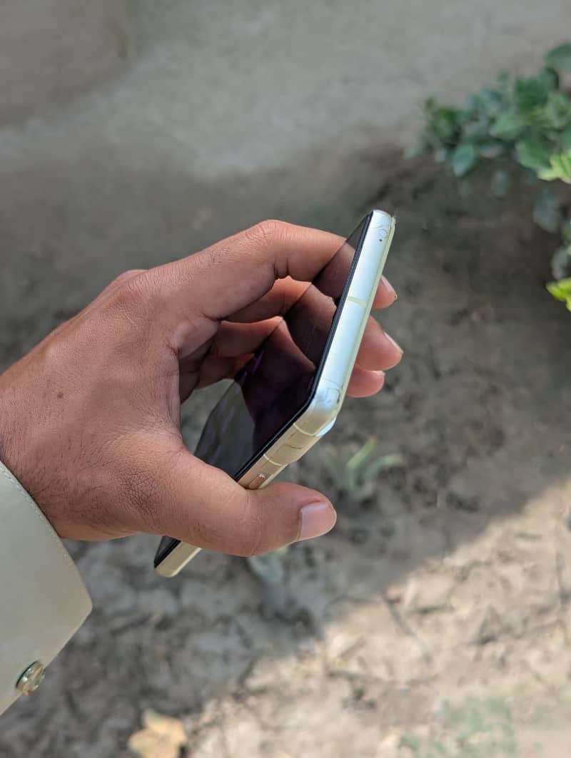 Google pixel 7 3
