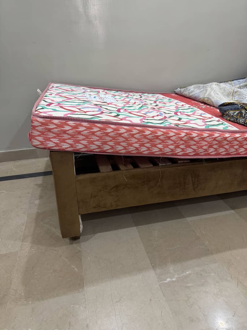 Single bed 5