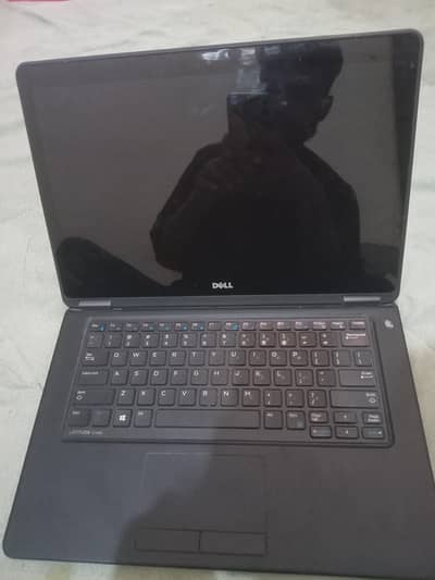 dell 5 janrey shan 10/10 condition