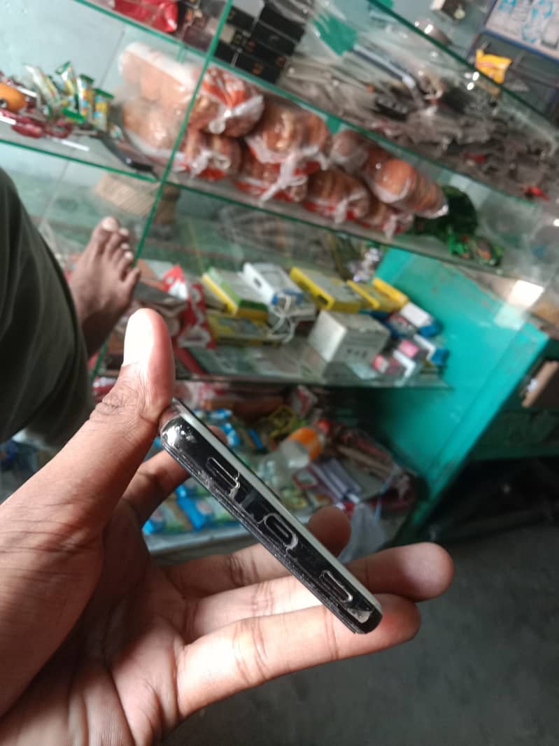 Google pixel 6a 3