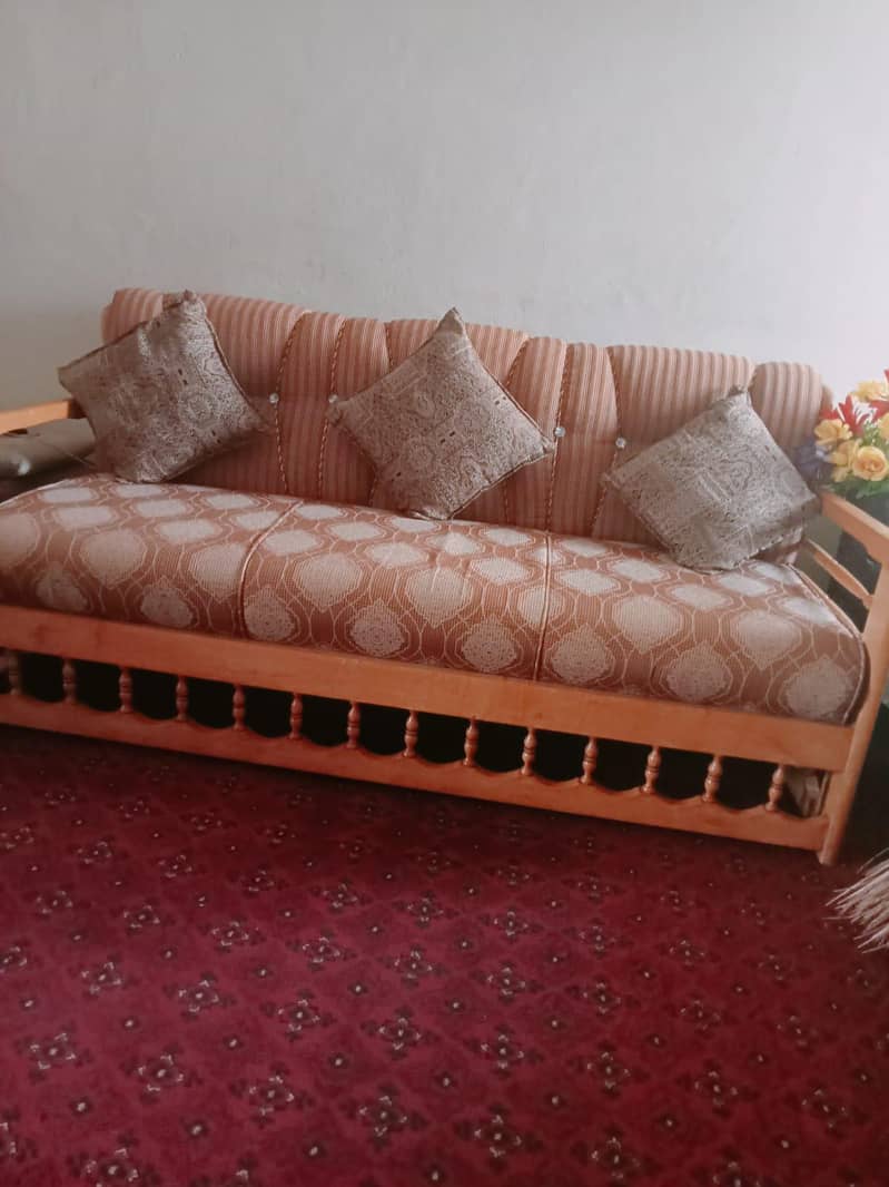 7 seater sofas set. . 1