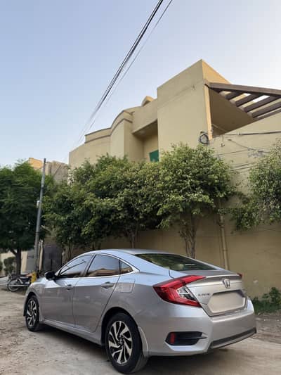Honda Civic Oriel 2018-19