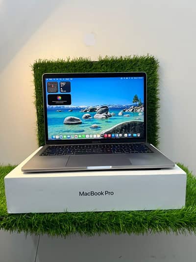 m2 MacBook pro m chip 512 gb with box