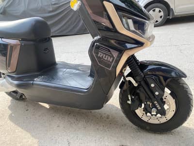 Evee Gen-Z (urgent Sale). 03/12/42/52/757