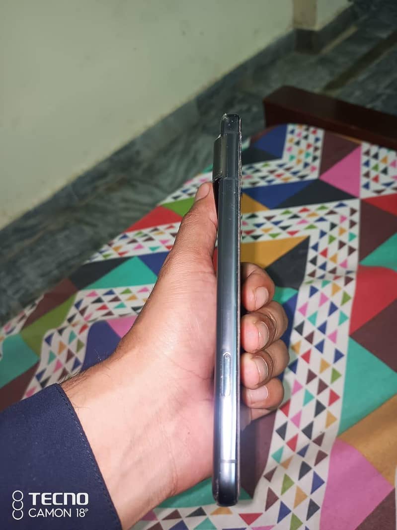 Google pixel 8 pro 3